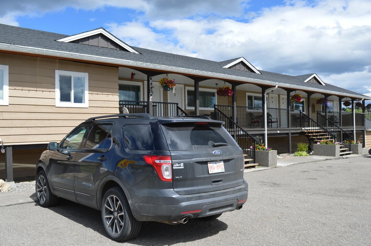 94 Motel & Rv Park 100 Mile House Exteriér fotografie